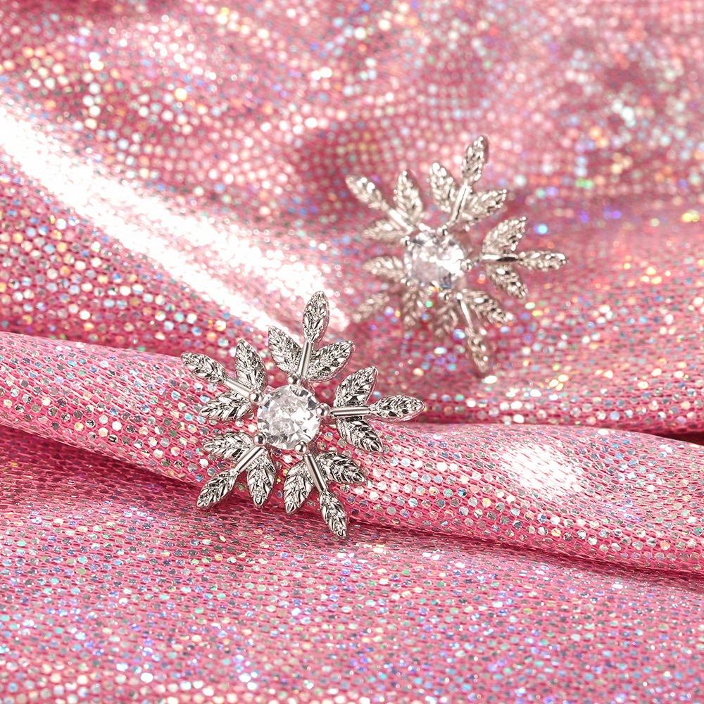 Silver Plated Leaf Snowflake CZ Stud Earrings, Sparkling Nature-Inspired Crystal Studs for Women