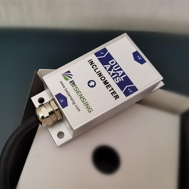 BWK228 BWK220 Tilt Angle Sensor Dual Axis Inclinometer with Accuracy 0.2 4-20mA 0-20mA 0-24mA 0-5V 0-10V Clinometer Level Sensor 4-20mA BWK228