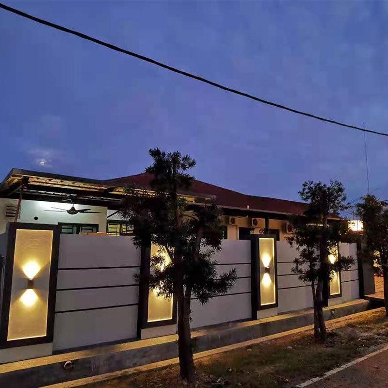 LED Waterproof Exterior Wall Light for Villa Courtyard - Creative Double-Headed Balcony and Door Pillar Spotlight