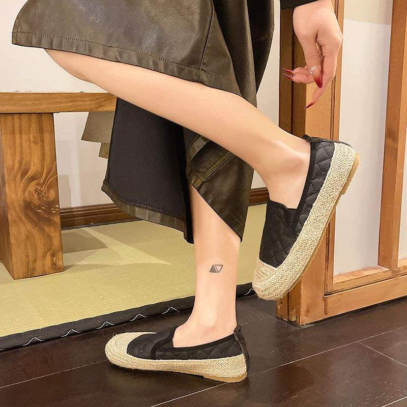 Xiaoxiangfeng fisherman shoes female lazy one-pedal flat-soled Doudou shoes spring and autumn new single shoes loafer shoes female