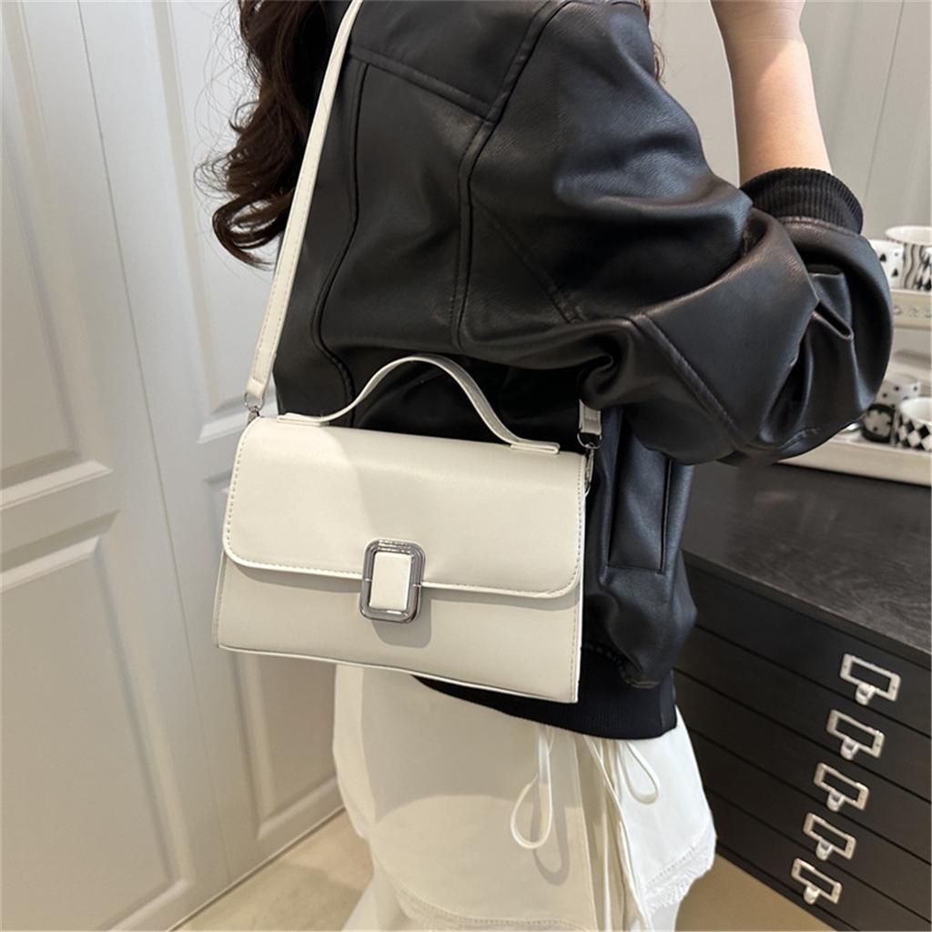 Fashion Popular Retro Crossbody Commuter Shoulder Handheld Crossbody Small Square Bag Female