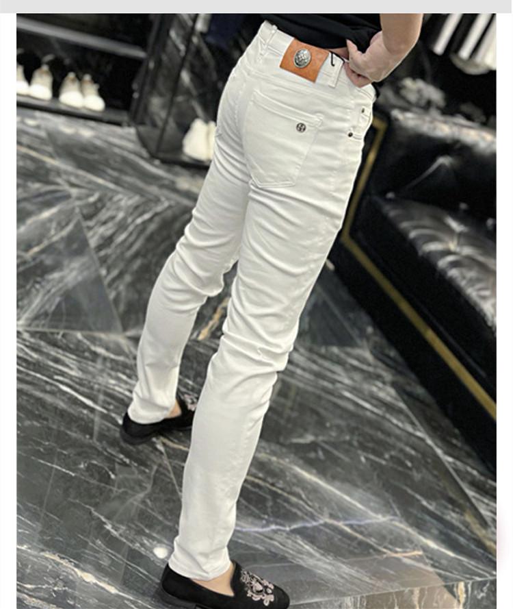 2024 Trendy Men's Black Slim-Fit Jeans: High-End European Business Casual