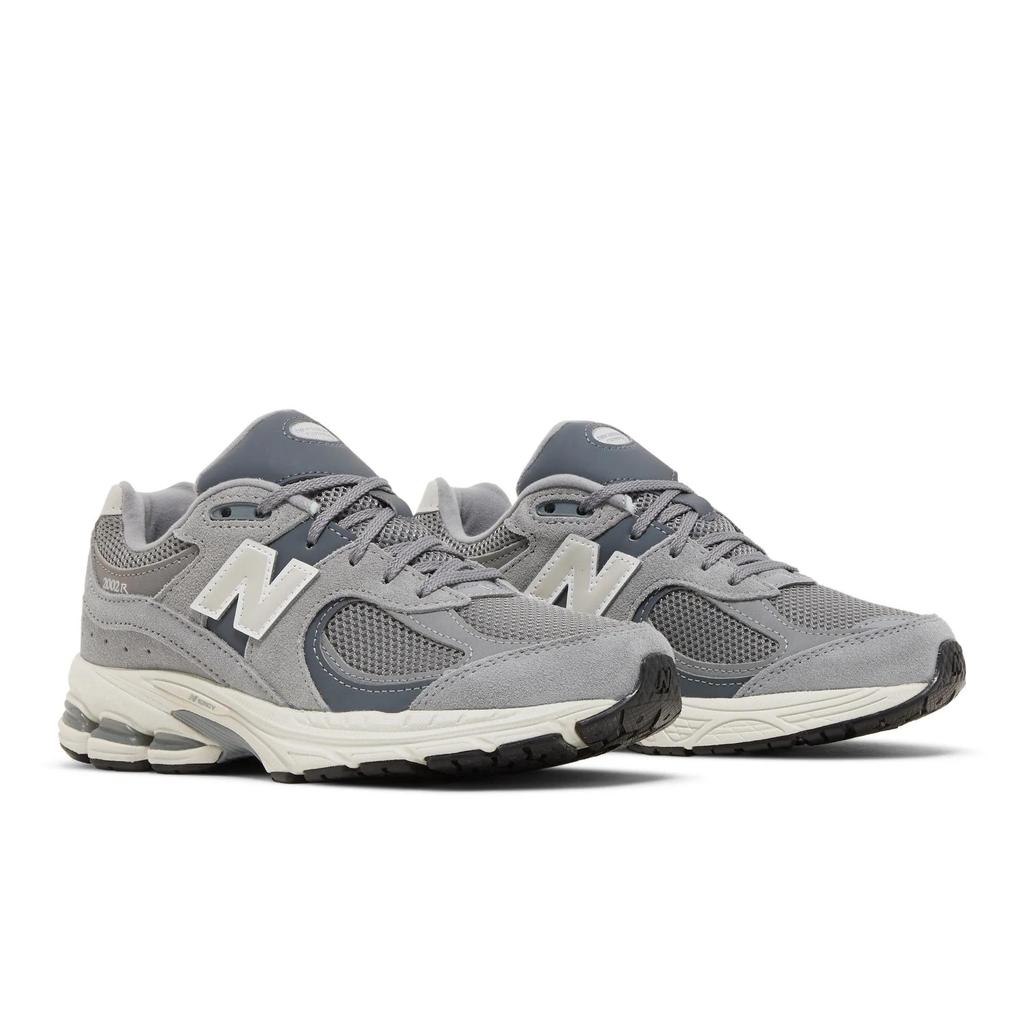 New Balance 2002R Big Kid 'Steel Lead' (Unisex) Steel / Lead Kids' Running Shoes GC2002ST