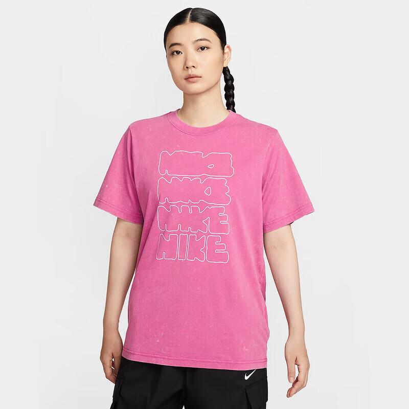 Nike Women s NSW Logo Short Sleeve T-Shirt L