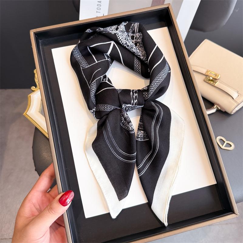 Horse printing herringbone pattern cotton and linen small square scarf silk scarf imitation velvet headscarf shawl sun protection scarf women's scarf