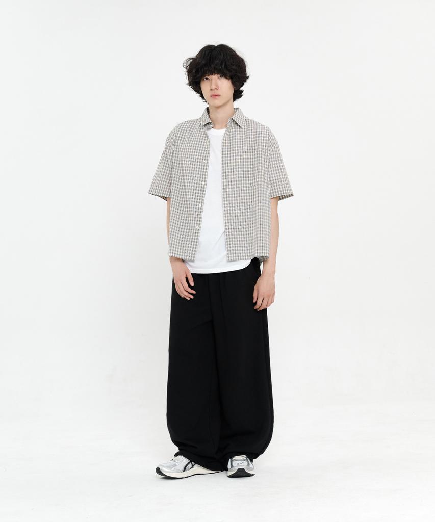 SIGNATURE Double-Tuck Wide Training Pants [2 Colors]