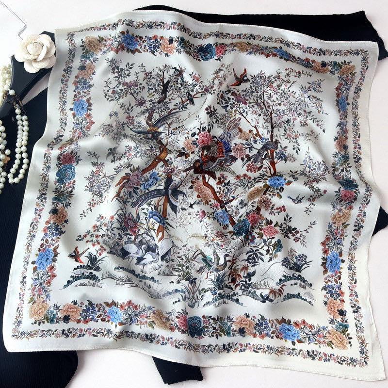 Gift silk scarves High-end silk streamer printed small square scarves Women's versatile trend square silk scarves