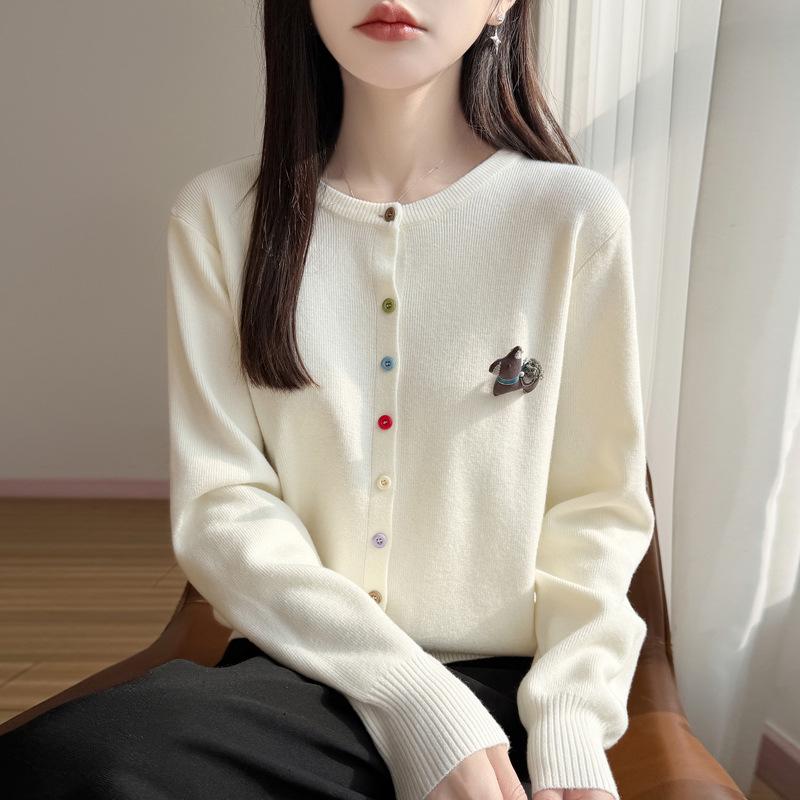 Spring 2026 Women's Knitwear Round Neck Cardigan with Colorful Buttons and Small Horse Design