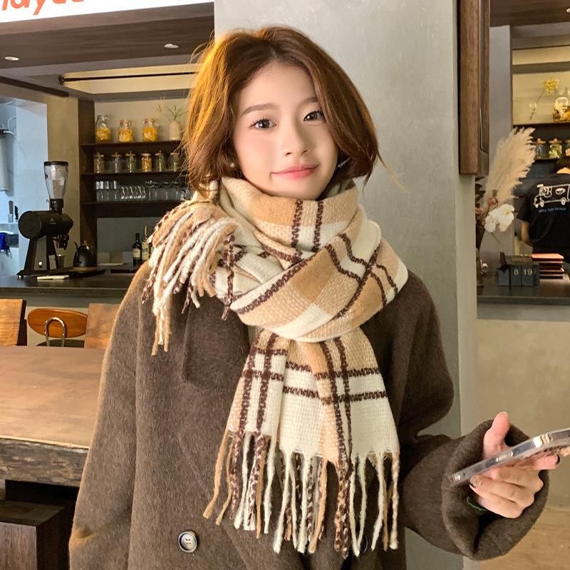 Autumn and Winter Models, New Plaid Scarves, High-end Women's Versatile Shawls, Plaid Thickened Scarves