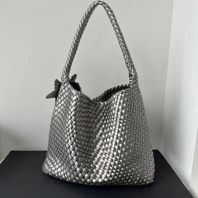 Gun Gun Champagne Woven Tote Bag Women's Large Capacity Premium Sense Portable Underarm Shoulder Bucket Bag