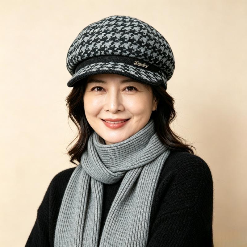 Middle-aged and Elderly Thermal Hats, Children's Autumn and Winter Fashion Berets, Ear Protectors, Mother Hats, Fleece and Cold-proof Knitted Wool Hat