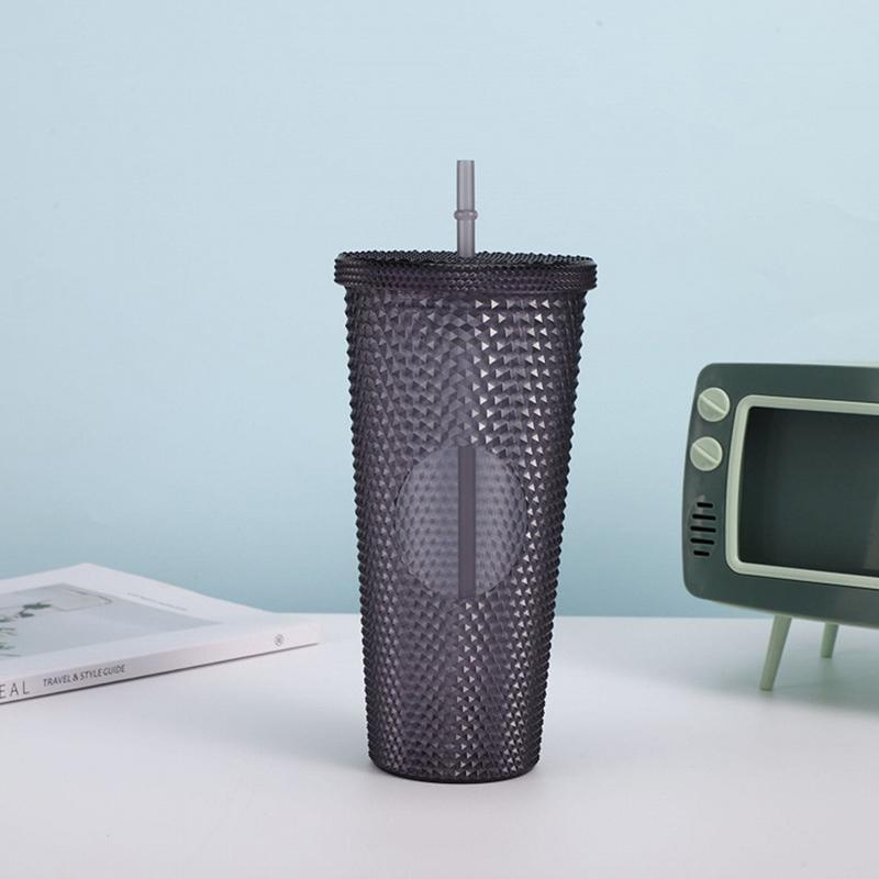 

750ml Studded Plastic Tumbler with Straw | Double-Walled Reusable Iced Coffee Cup прозрачный черный