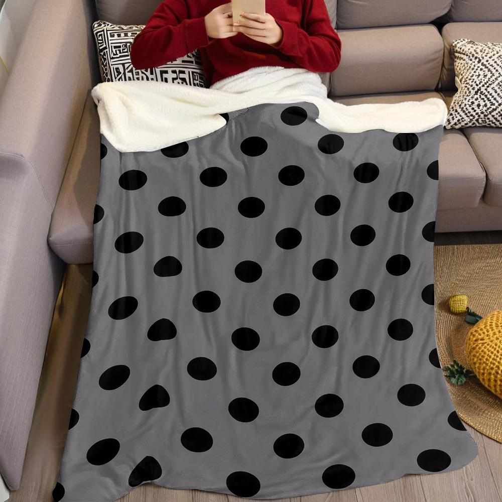 Klassische Schwarze Polka Dots Flanelldecke Warm Weich Halloween Weihnachten Sofa Warm Gemütlich Dekoratives Dekor Geschenk für Alle Jahreszeiten