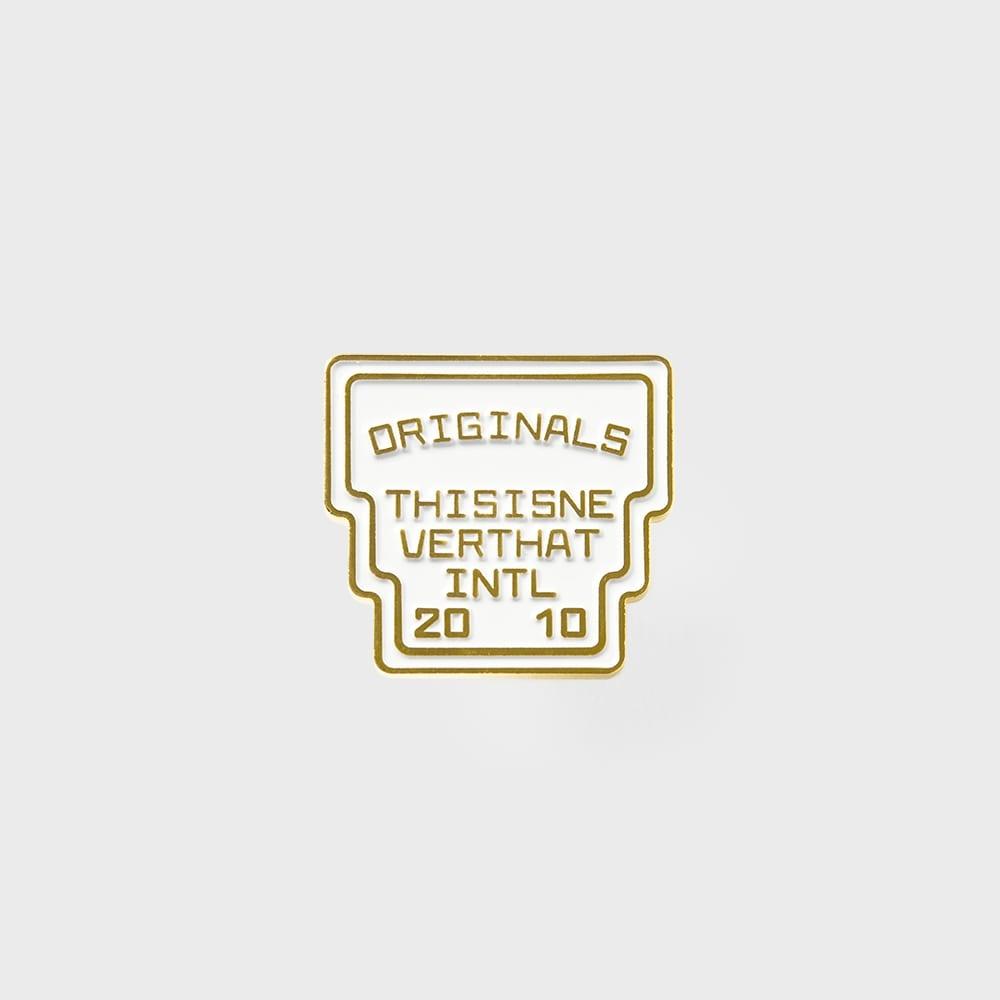 ThIs Is Never That Souvenir Pin Off White OS