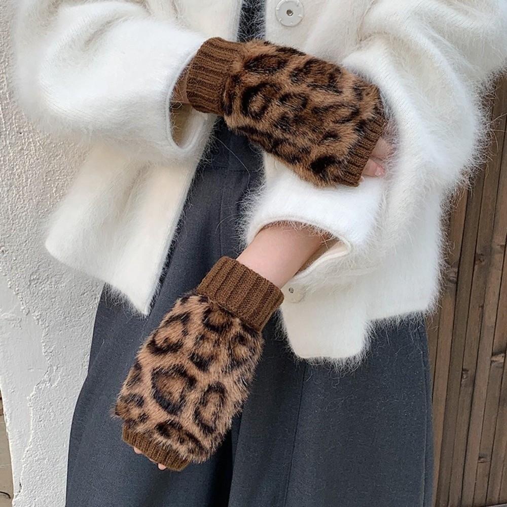 Hands Free Warm Knitted Gloves Thick Fingerless Gloves Fashion Half Finger Gloves  For Women кофейный