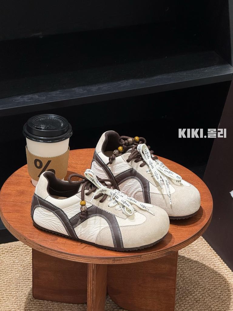 Leather German training shoes women's 2025 autumn new round head thick sole color matching breathable comfortable versatile casual sports shoes tide