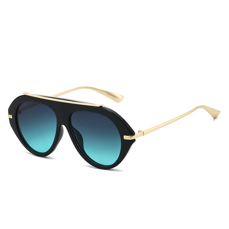

2026 Fashion Brand Luxury Designer Oversized Sunglasses Women Vintage Trendy Elegant Shades Glasses Cool Travel New Sunglasses