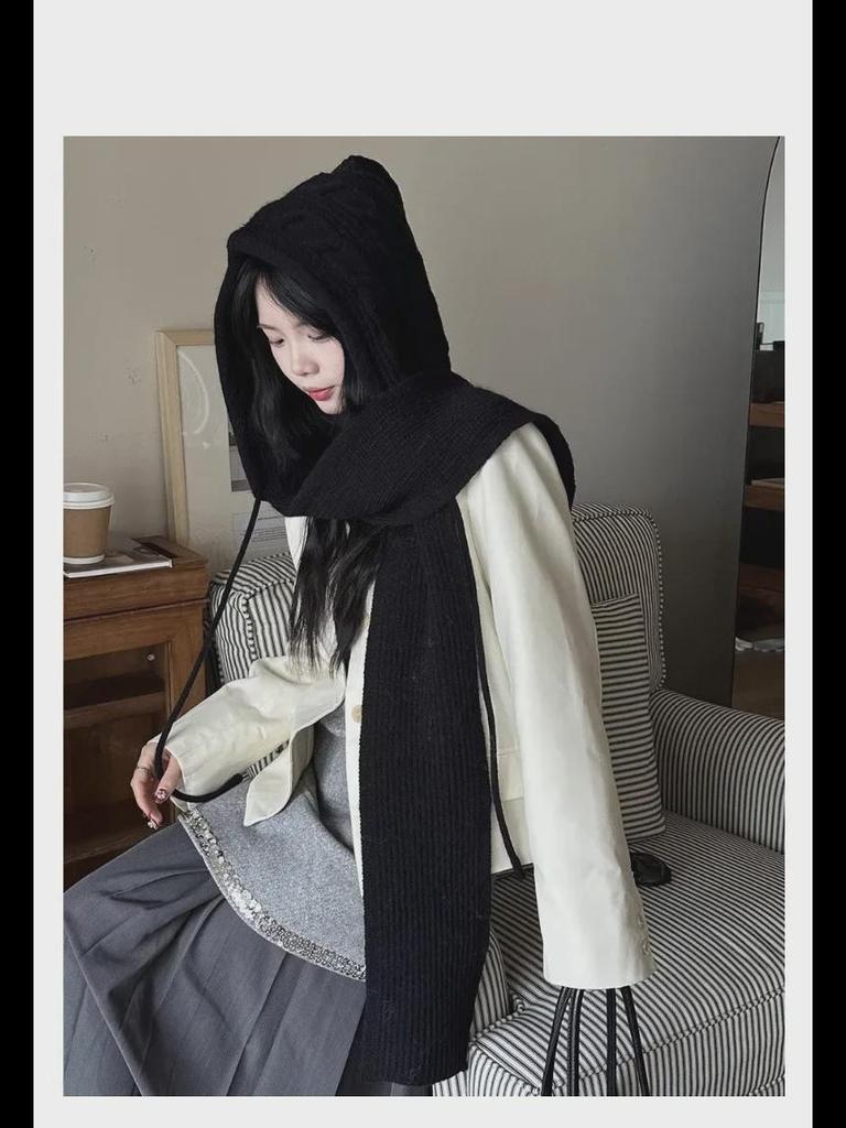 Women's Hooded Knitted Shawl: Wool Hat-Scarf-Waistcoat Combo for Autumn/Winter