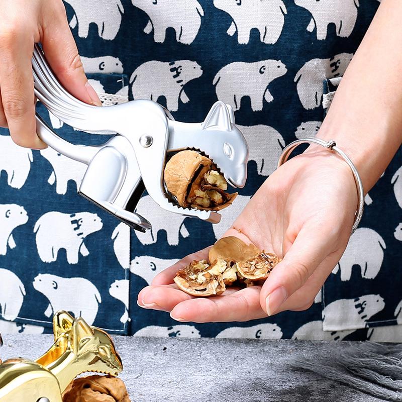 Walnut Cracker Clip Squirrel Shape Zinc Alloy Walnut Opener Multi Purpose Nutcracker for Chestnuts Pecans
