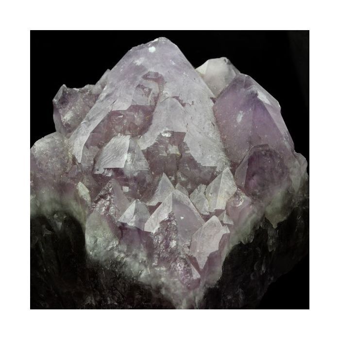 Pierres et Minéraux. Améthyste. 1272.5 ct. Les Isserts, Saint-Jacques-d'Ambur, Puy-de-Dôme, France..