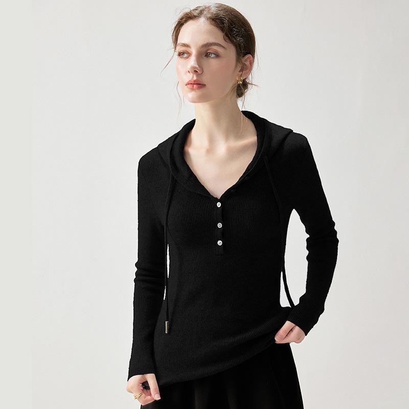 Women's Elegant Ribbed Cashmere Pullover - Slim Fit, Hooded, Solid Color, Autumn 2026 Collection.