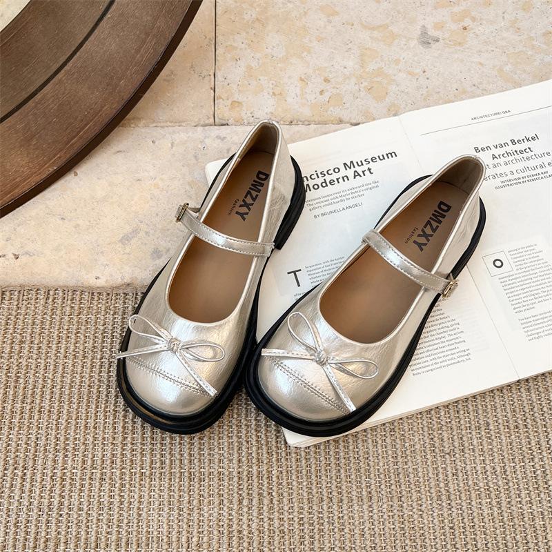 Popular black British style round head platform small leather shoes women's summer 2025 new models with skirts to increase the height Mary Jane singl