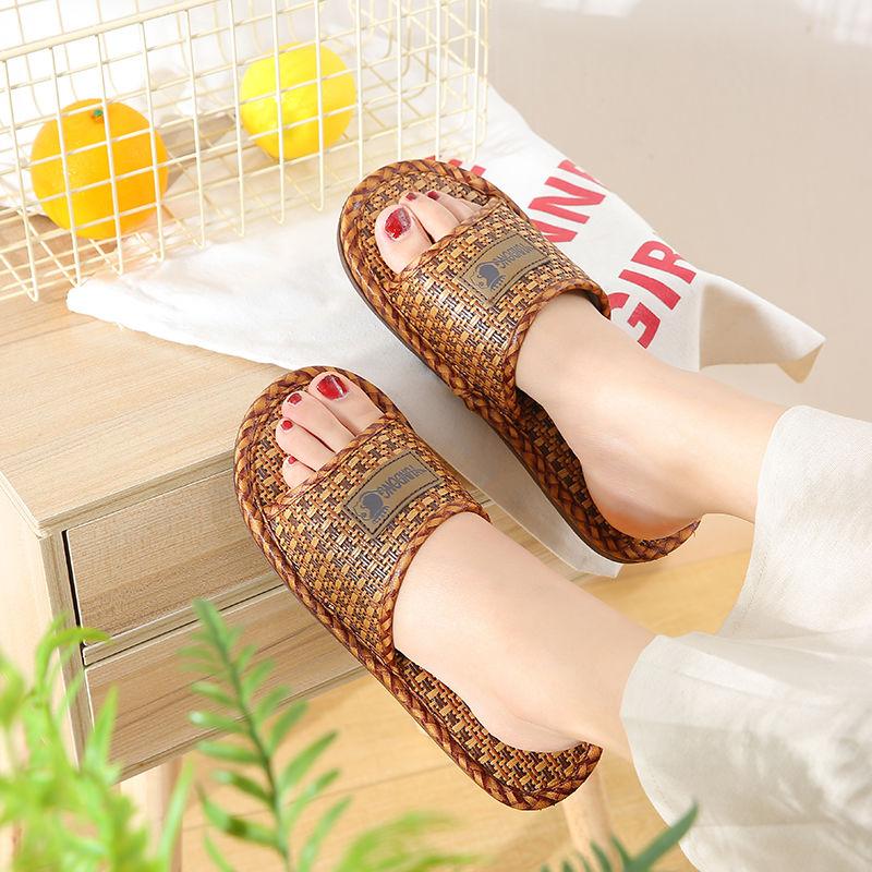 Fashion Woman Slippers Sabot Soft Slides Roman Shoes for Women Sandals Normal New Fashion Summer Sale 2024 Luxury Small Size Vip Eva On