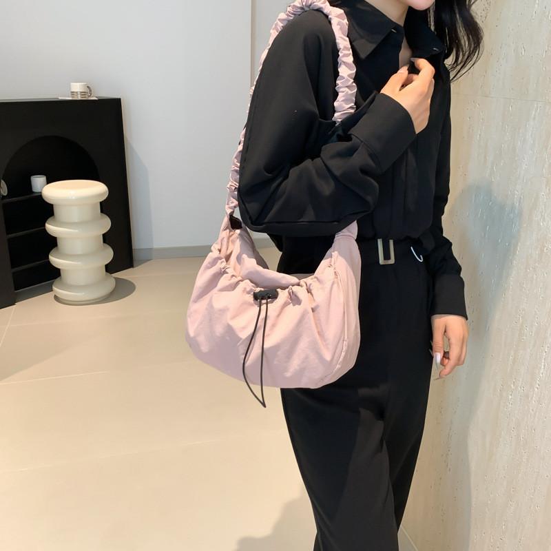 Stylish And Versatile Canvas Tote Bag For Women Perfect For Daily Casual Outings