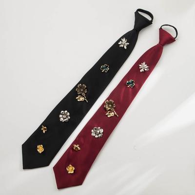 Černá Květinová Kravata Korejská Dekorace Košilová Kravata Elegantní Kravata s Kamínky Pro Studenty