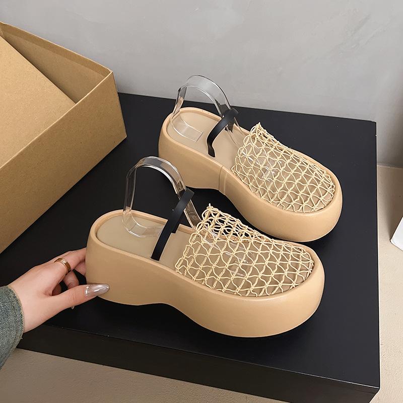 

Нишевый дизайн 2025 лето новый полый слово с сумкой тапочки на толстой подошве с сеткой для рыбалки крутые женские 40 хаки