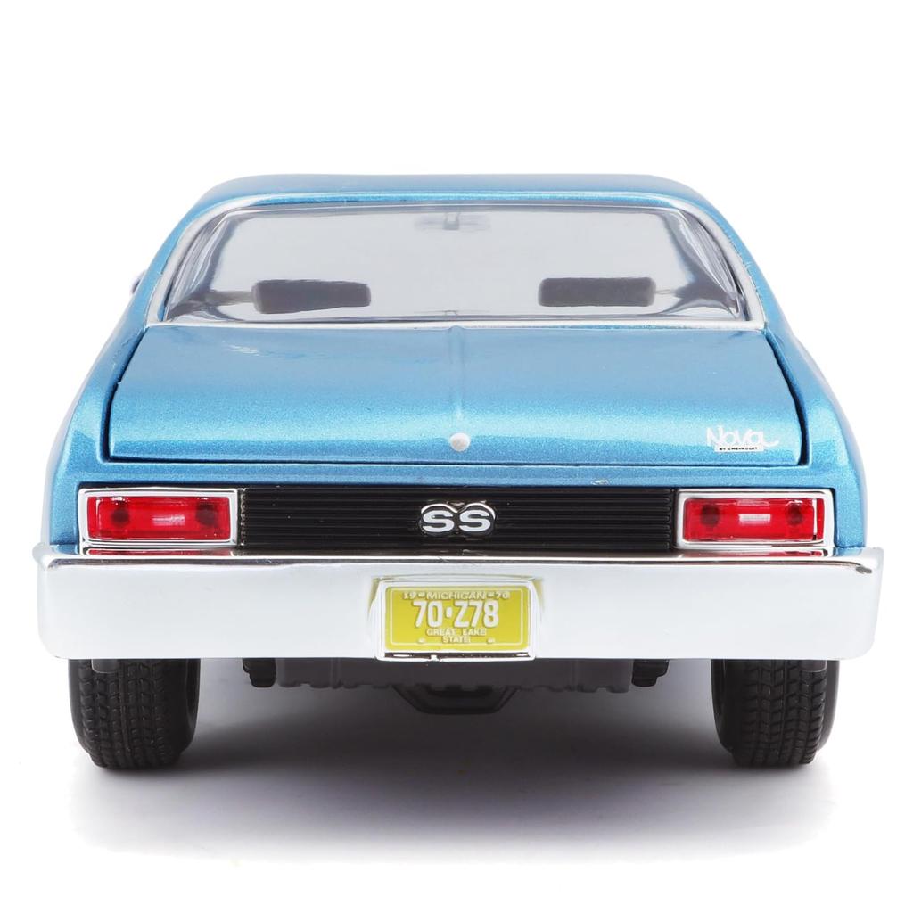 Maisto 1/24 scale diecast model of a 1970 Chevrolet Nova SS Coupe in blue (product number 31262 BU)