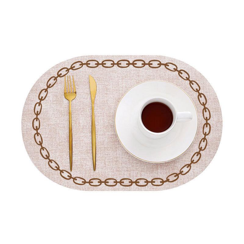 

1/4/6PCS Oval Faux Leather Placemats Waterproof Table Mats for Dining Kitchen Coffee Office Decor Christmas Party Table Mats 1pc 30x44cm