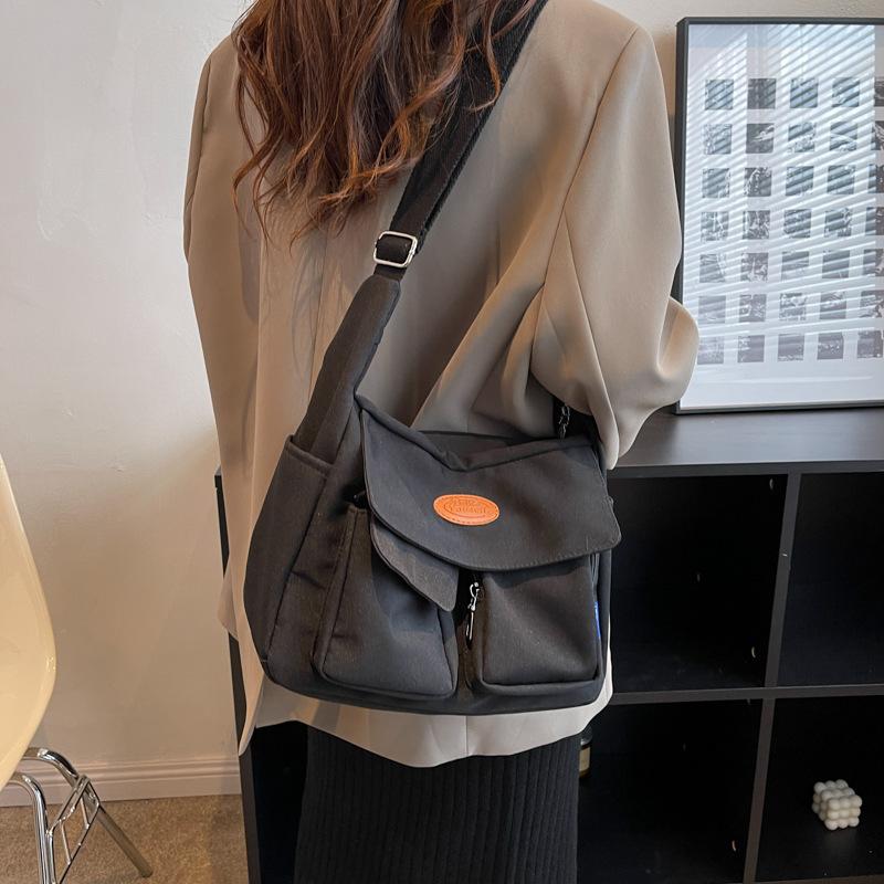 Korean ins student satchel vintage messenger bag Japanese Harajuku girl soft girl shoulder canvas bag simple