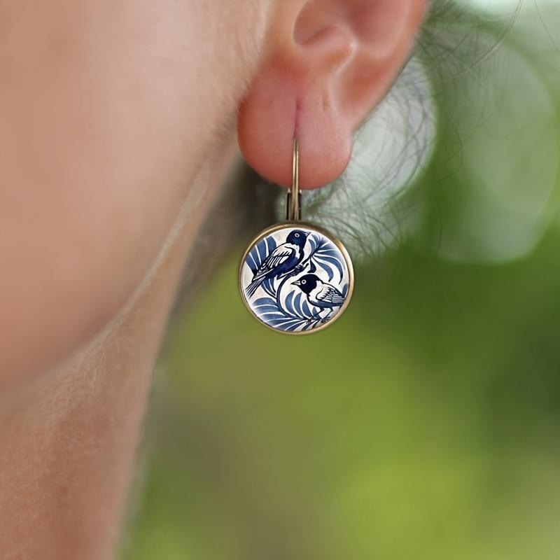 Vintage-Inspired Glass Bird Dangle Earrings  French Style Alloy Hook Earrings For Women Perfect For Daily Wear & Parties