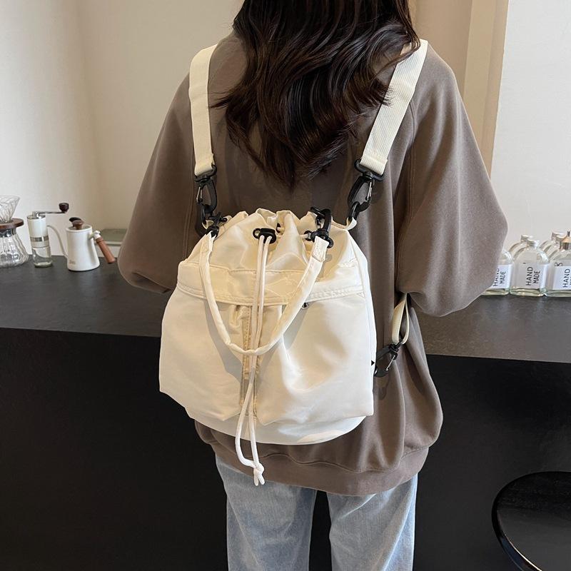 2025 new summer simple large-capacity handbag fashion bucket bag women's bag Korean personalized shoulder messenger bag