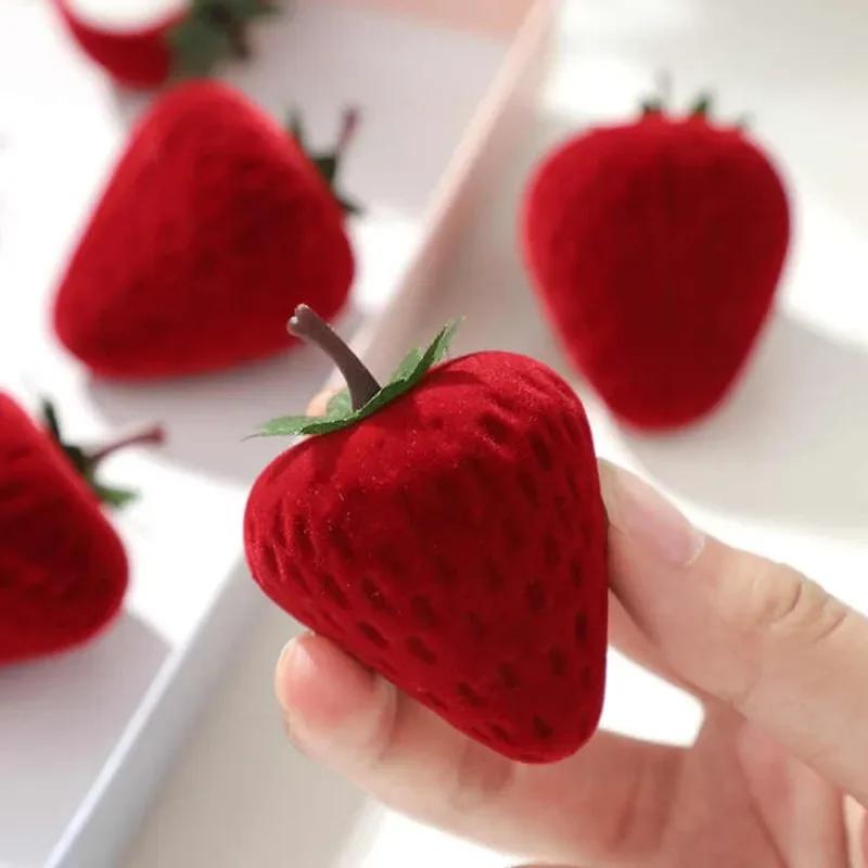 1-8PCS Strawberry Ring Box Flocking Simulation Strawberry Ring Box Creative Gift Jewelry Packaging Box Accessories Storage Box