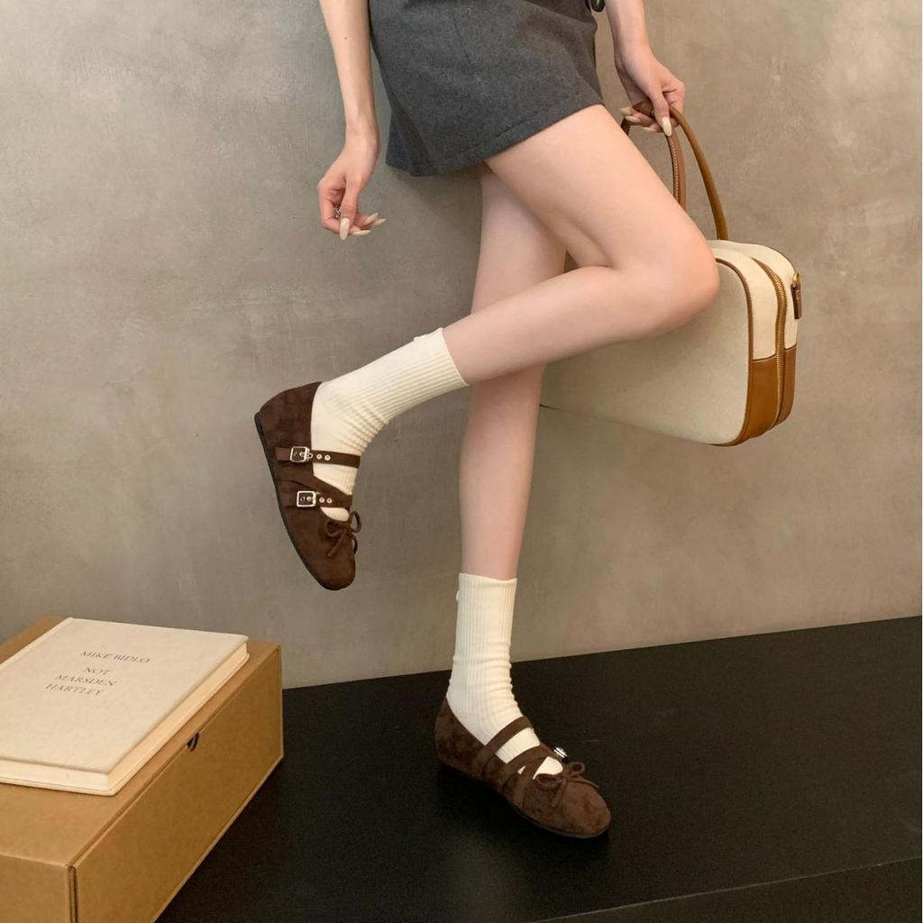 2025 new round head flat bottom Doudou word with soft bottom inner slope heel commuter work versatile women's shoes