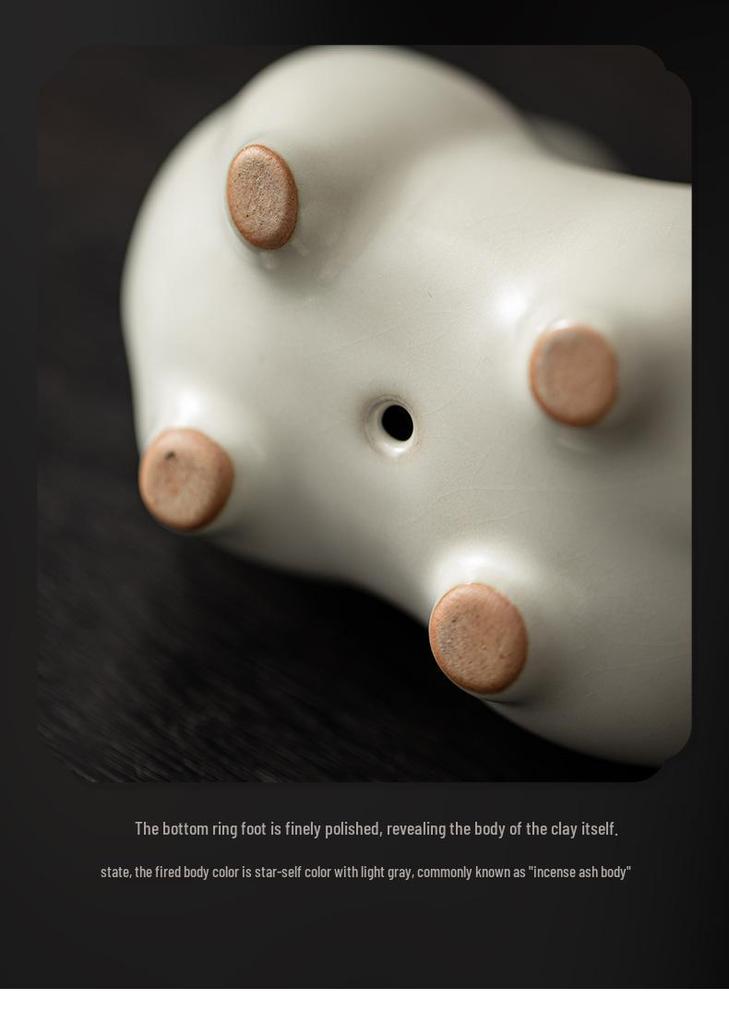 Elegant Creative Ru Ware Ceramic Horse Tea Pet – Tang Dynasty-Inspired Home Ornament and Souvenir Gift.