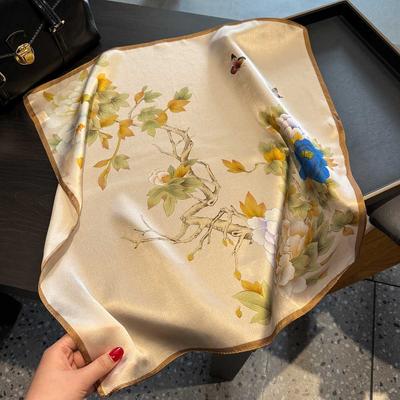 Accessori – Sciarpe e foulard