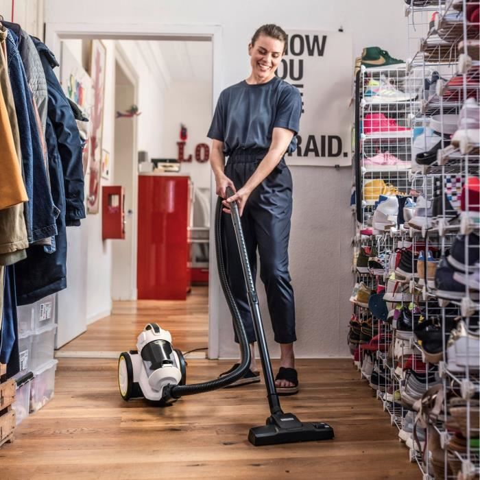 KARCHER VC 3 - Vícecyklónový bezsáčkový podlahový vysavač - 700 W - Filtr HEPA 13 - tichý - Sací hadice 1,5 m