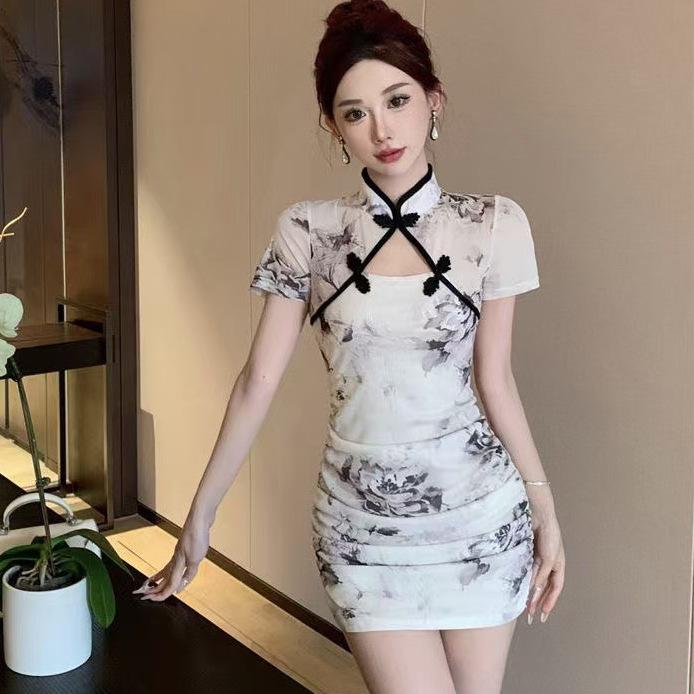 Petite Summer Cheongsam: Sexy Printed Mini Dress with Hollow Pleats & Button-Up Design
