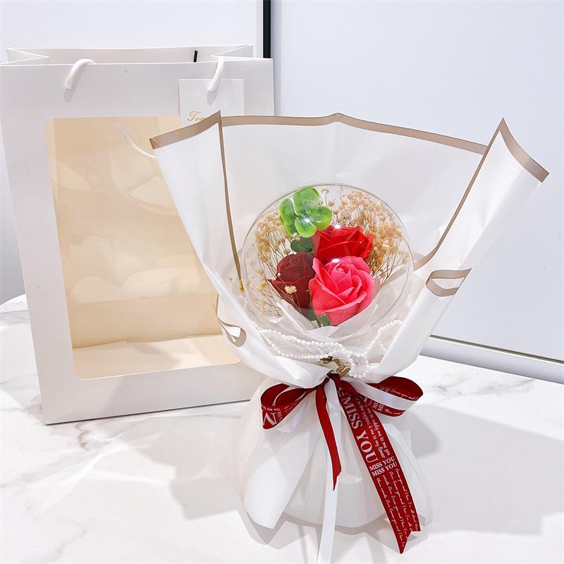 

Cross-border Christmas Bobo Ball Soap Flower Gypsophila Dried Flower Spherical Bouquet Gift for Valentine’s Day