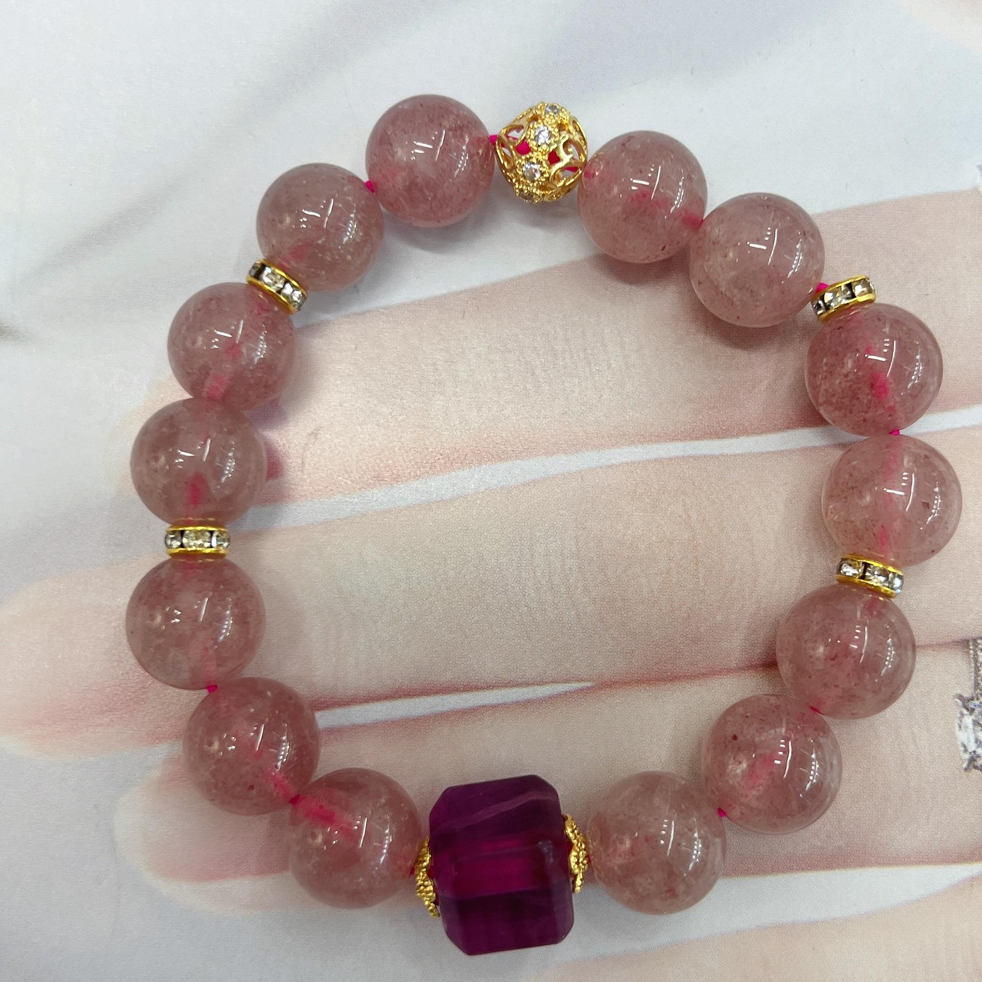 Natural crystal strawberry crystal bracelet. Bangles Women Fashion Jewelry accessories Gift