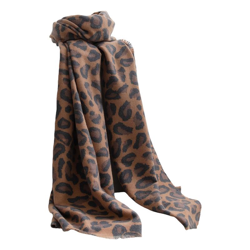 Autumn New Leopard Print Scarf for Women High End  Soft  Warm and Fashionable Commuting Imitation Cashmere Tassel Scarf for Women
