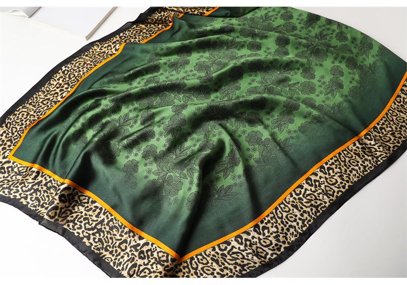 Spring and summer new printed shawl leopard print Yiqu silk scarf imitation silk scarf versatile headscarf long scarf thin brocade