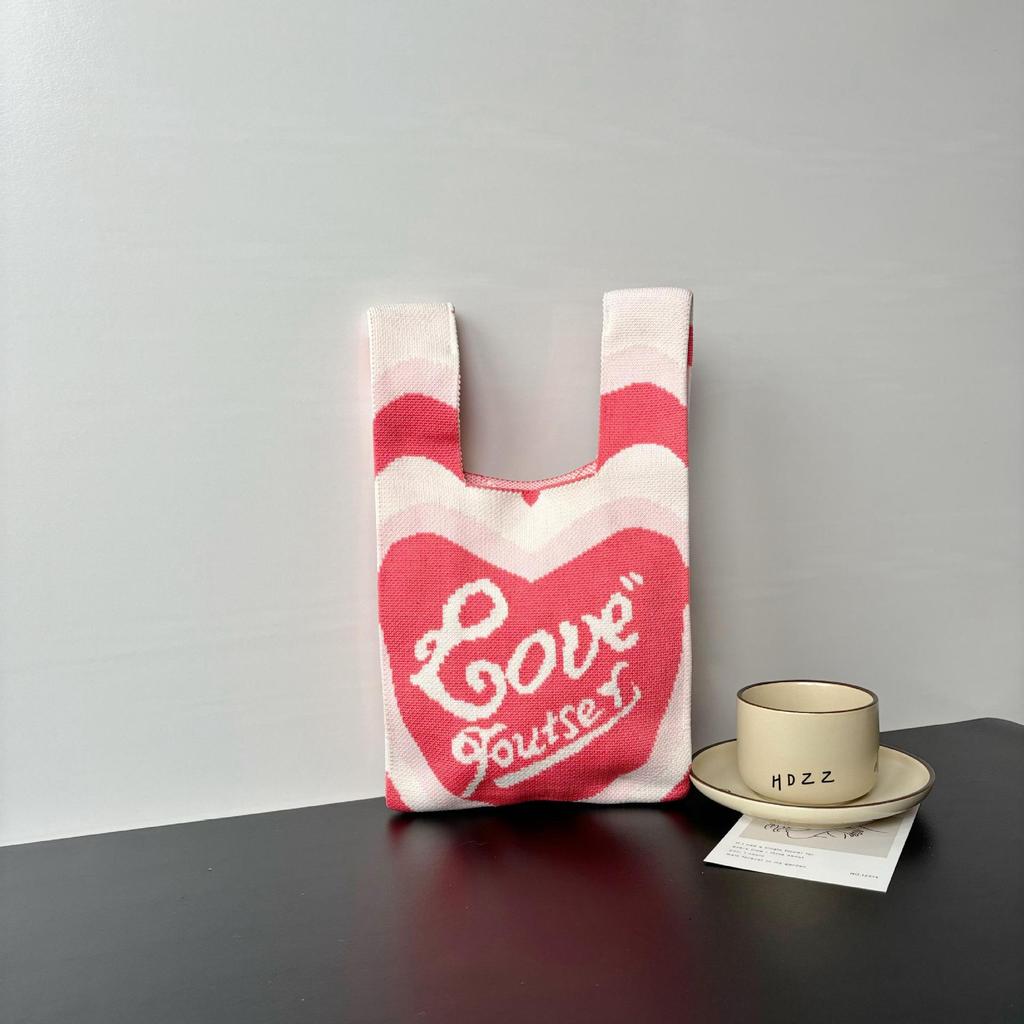 Knitted bag female animal tote bag cute souvenir snack bag versatile vest bag bucket woven gift bag