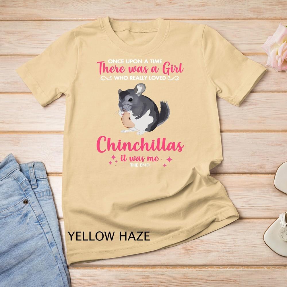 

Girl Loves Chinchilla Pet Gift For Men Women Mom Dad Him Unisex T-shirt 4XL