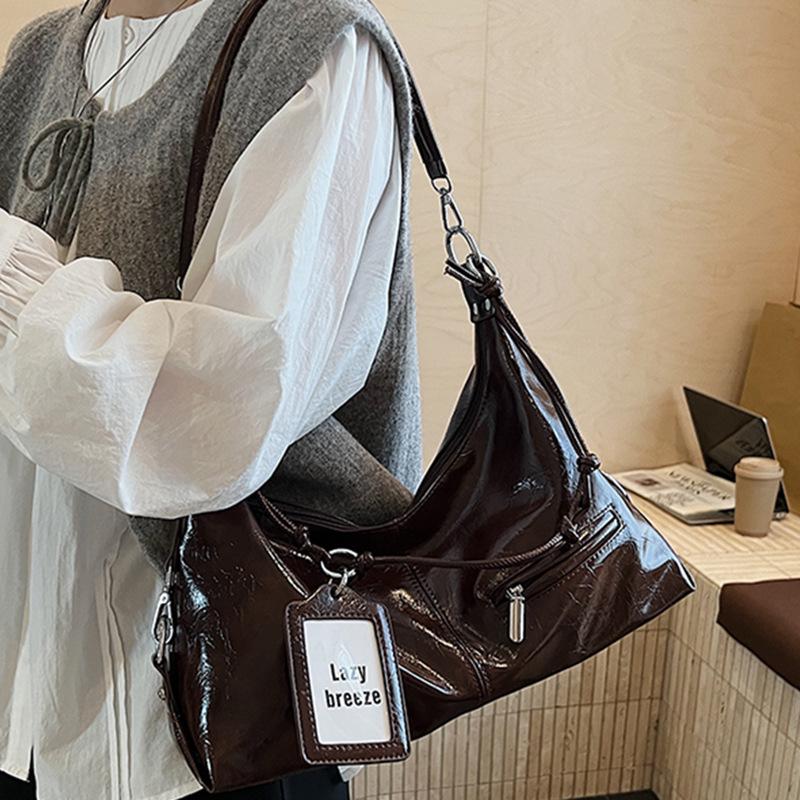 Casual commuting large-capacity bag women's 2026 summer new crossbody bag fashionable and simple one-shoulder underarm tote bag