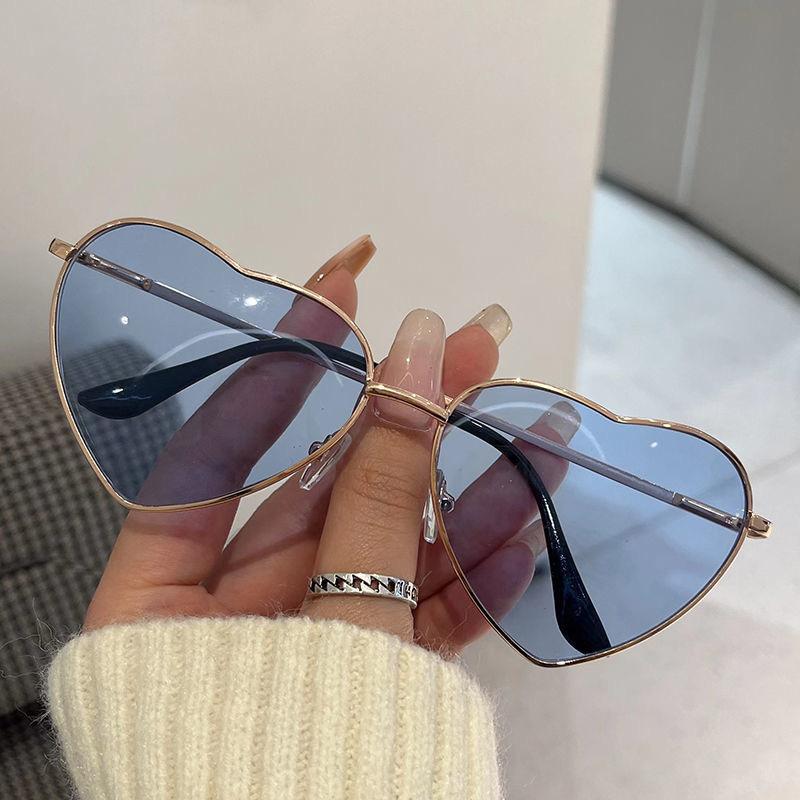 Sunglasses Female Love Glasses Photo Street Shot Summer Heart Type Man Too Glasses Retro Girl Cute