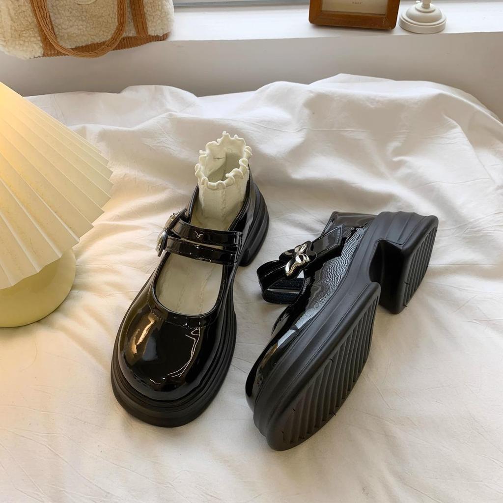 Women's Korean Retro Pearl Loafers – White, Summer 2025, Versatile Shallow Mouth, College Style, Thick Sole, Round Toe, Mary Jane Shoes.